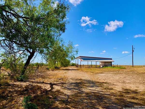 23.3 Acres of Land for Sale in Floresville, Texas