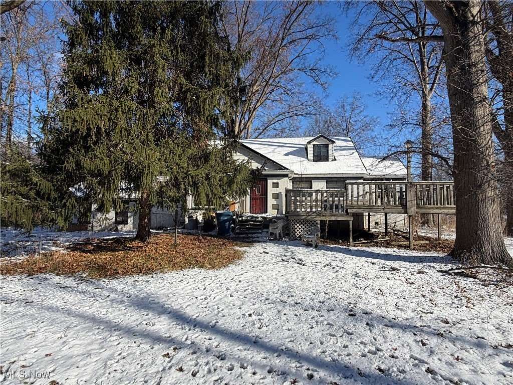 2.2 Acres of Residential Land with Home for Sale in Olmsted Township, Ohio