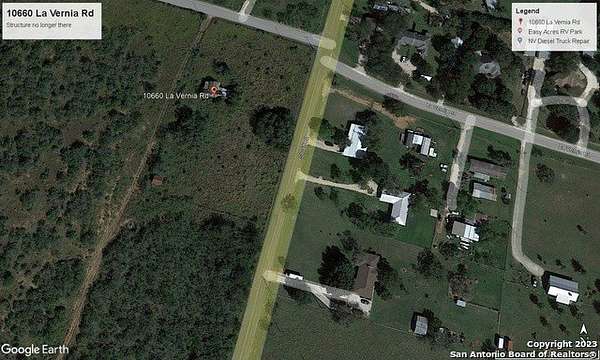 Land for Sale in Adkins, Texas