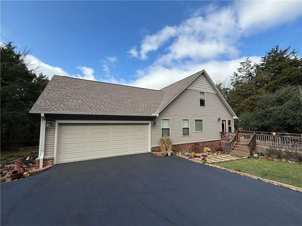 2 Acres of Residential Land with Home for Sale in Russellville, Arkansas