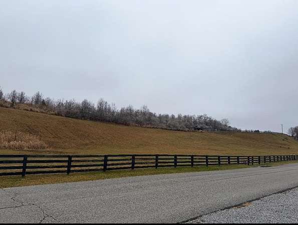 0.42 Acres of Residential Land for Sale in Prestonsburg, Kentucky