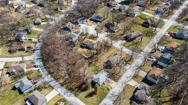 0.6 Acres of Residential Land for Sale in Parkville, Missouri