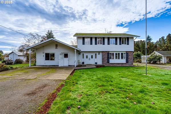 1.55 Acres of Residential Land with Home for Sale in Eugene, Oregon