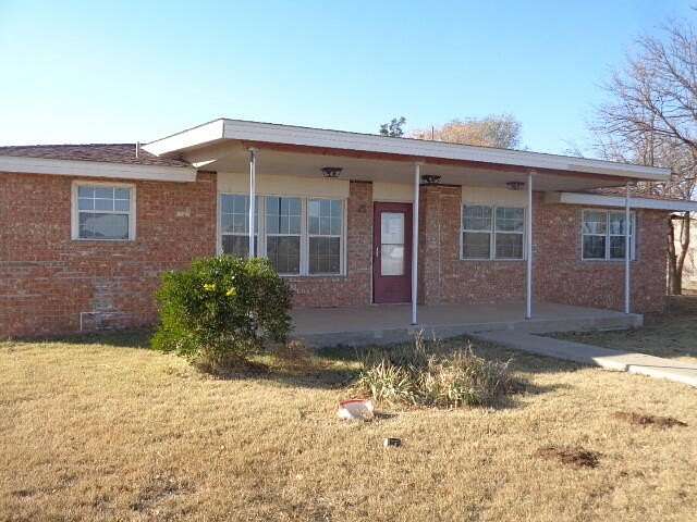 2.15 Acres of Residential Land with Home for Sale in Lubbock, Texas