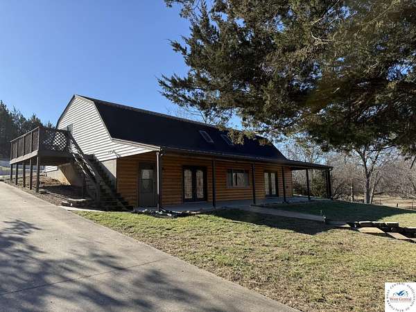 7 Acres of Residential Land with Home for Sale in Warsaw, Missouri