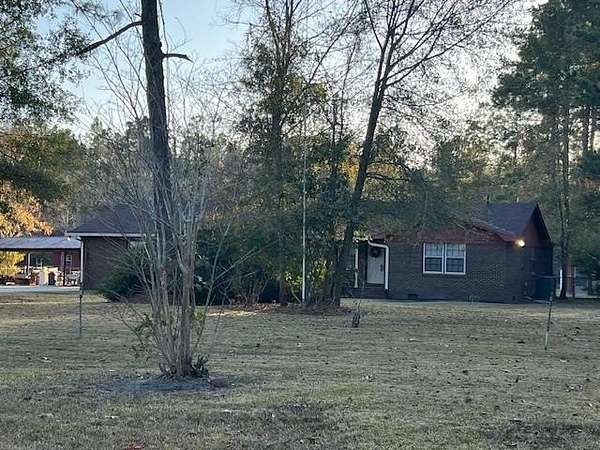 2.13 Acres of Residential Land with Home for Sale in Valdosta, Georgia