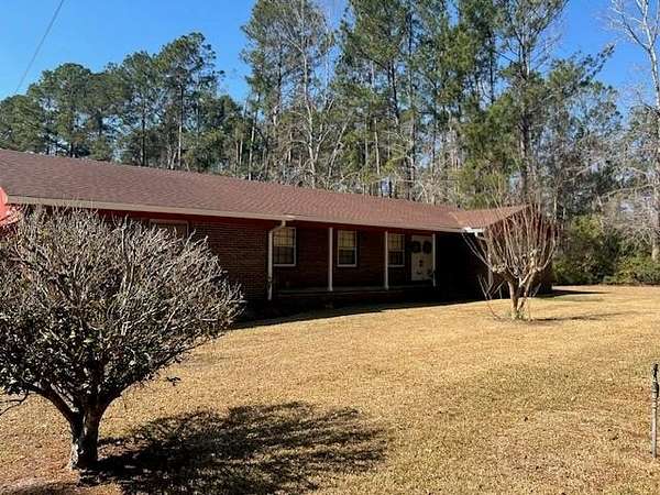 2.13 Acres of Residential Land with Home for Sale in Valdosta, Georgia