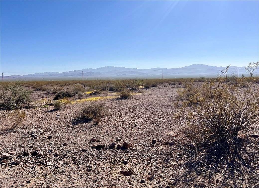 2.35 Acres of Residential Land for Sale in Golden Valley, Arizona
