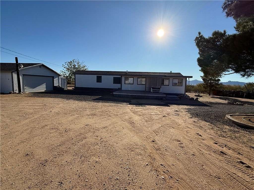 2.27 Acres of Residential Land with Home for Sale in Golden Valley, Arizona