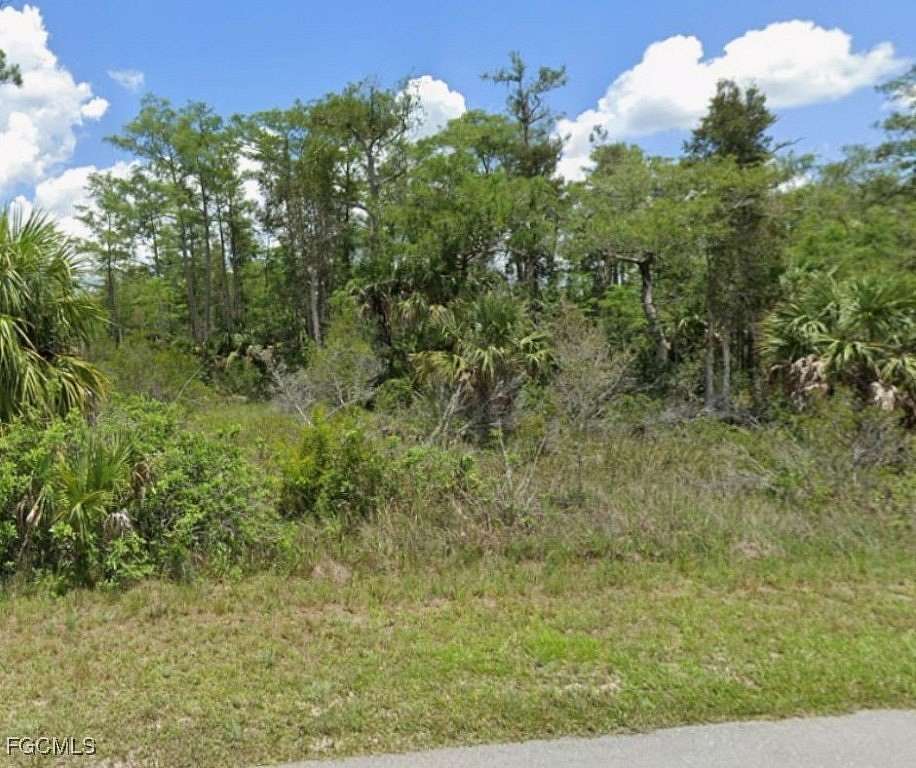 0.29 Acres of Residential Land for Sale in Lehigh Acres, Florida
