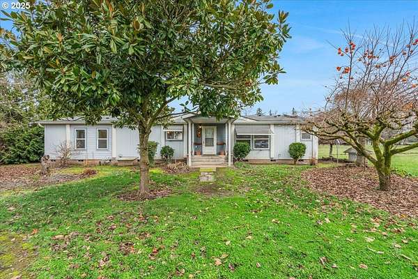 58.7 Acres of Agricultural Land with Home for Sale in Lebanon, Oregon