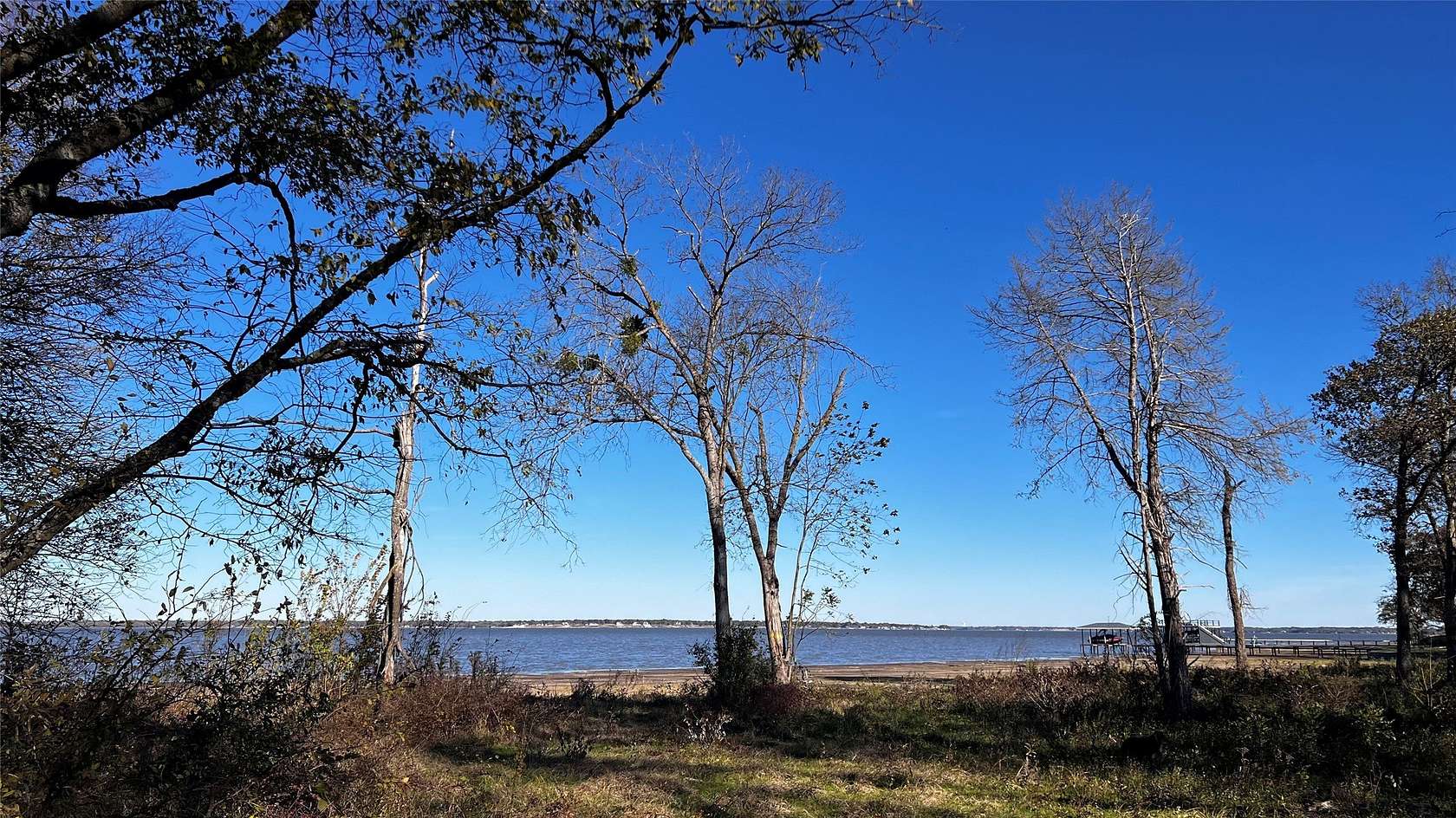 1.25 Acres of Residential Land for Sale in Kemp, Texas