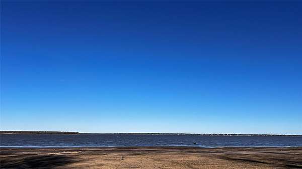 1.25 Acres of Residential Land for Sale in Kemp, Texas