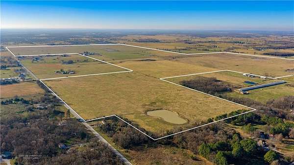 583 Acres of Land for Sale in Gentry, Arkansas