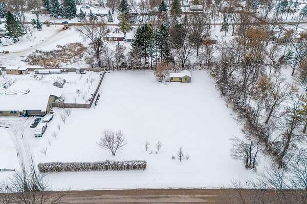 0.93 Acres of Residential Land for Sale in Gurnee, Illinois