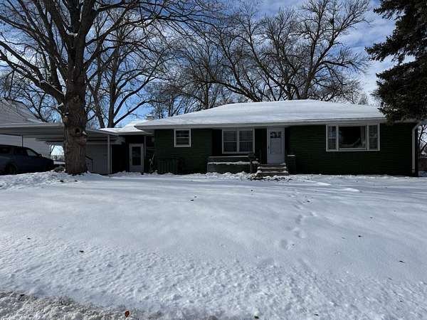 0.38 Acres of Residential Land with Home for Sale in Sioux City, Iowa