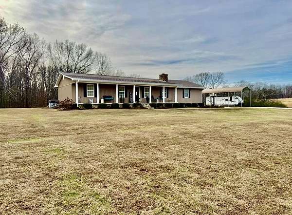 2.6 Acres of Residential Land with Home for Sale in Russellville, Alabama