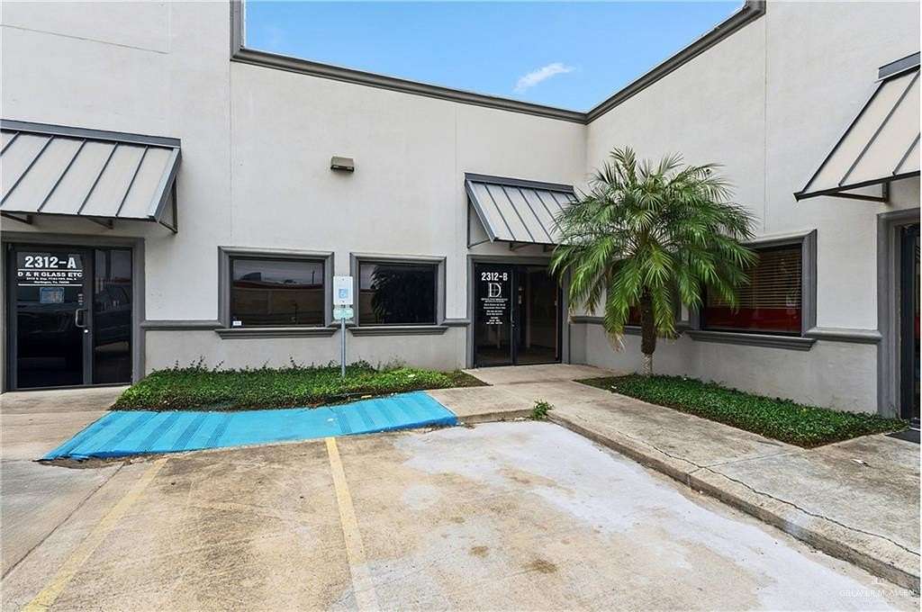 1.73 Acres of Improved Commercial Land for Lease in Harlingen, Texas