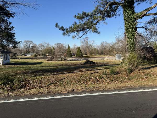 0.34 Acres of Residential Land for Sale in Burns, Tennessee