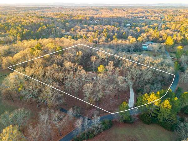 3 Acres of Residential Land with Home for Sale in Pearcy, Arkansas