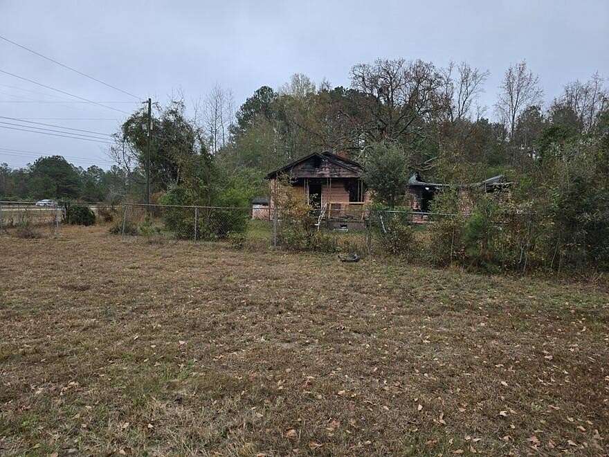 1.34 Acres of Land for Sale in Dalzell, South Carolina