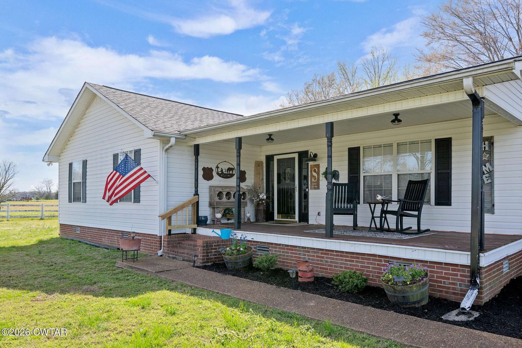 5.43 Acres of Land with Home for Sale in Huron, Tennessee