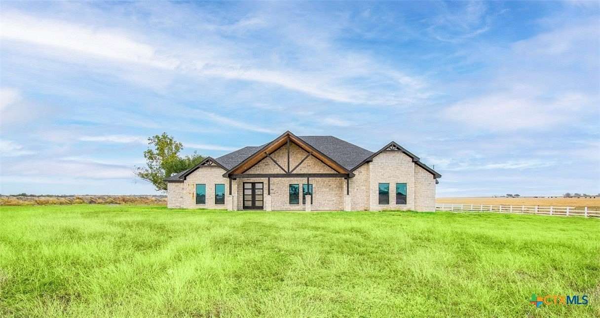 3.43 Acres of Residential Land with Home for Sale in Buckholts, Texas