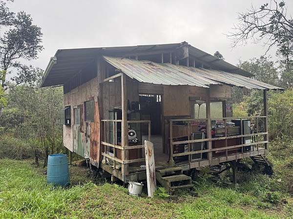 3 Acres of Residential Land for Sale in Mountain View, Hawaii