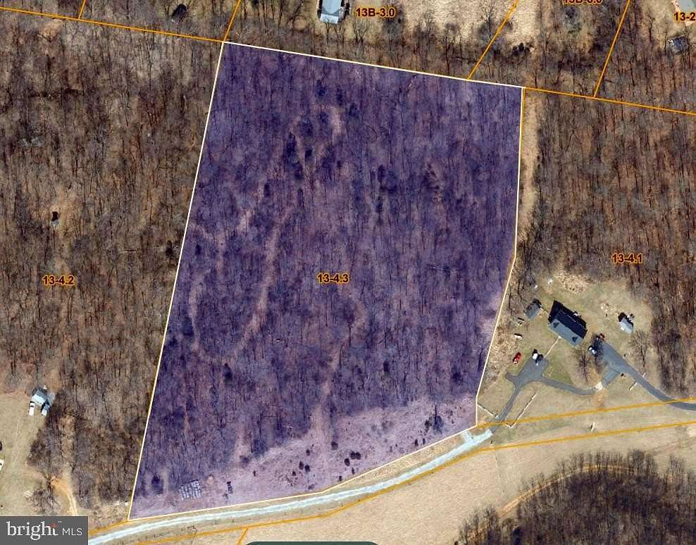 9.14 Acres of Land for Sale in Martinsburg, West Virginia