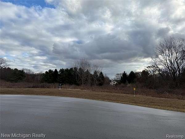 3.17 Acres of Residential Land for Sale in Oakland Charter Township, Michigan