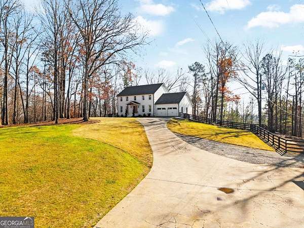 9.15 Acres of Residential Land with Home for Sale in Dallas, Georgia