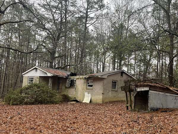 1 Acre of Residential Land for Sale in Batesburg-Leesville, South Carolina