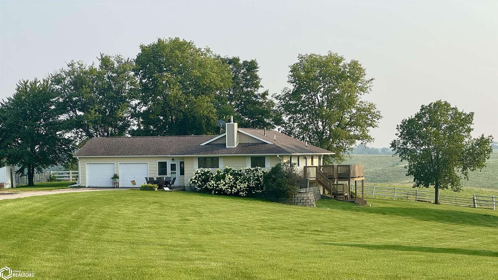 11.4 Acres of Land with Home for Sale in Melrose, Iowa