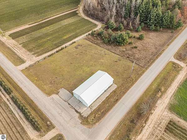 1.17 Acres of Land for Sale in Lake City, Michigan