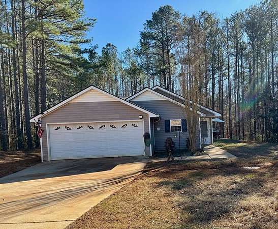 1.62 Acres of Residential Land with Home for Sale in Carrollton, Georgia