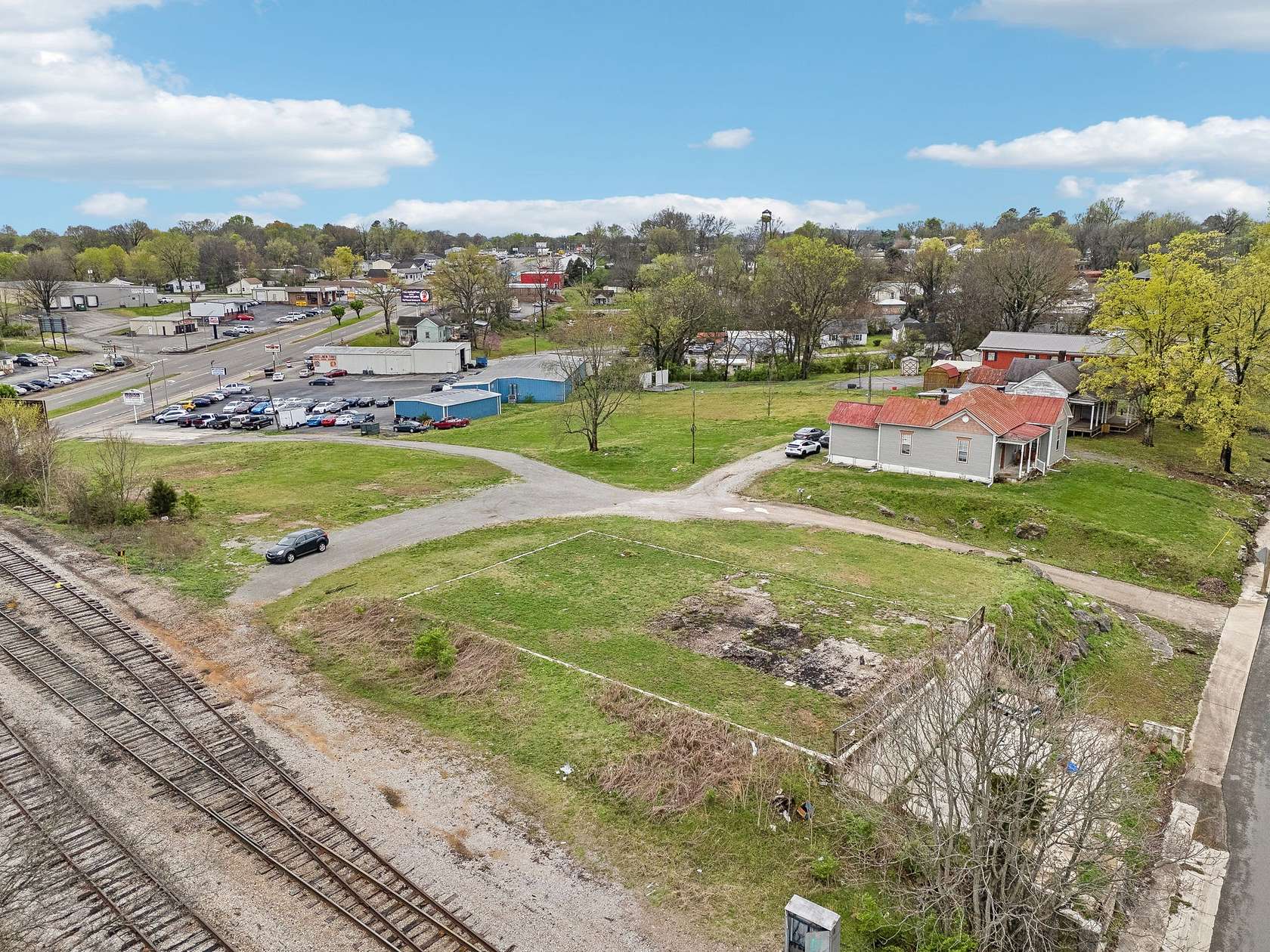 0.94 Acres of Mixed-Use Land for Sale in Columbia, Tennessee