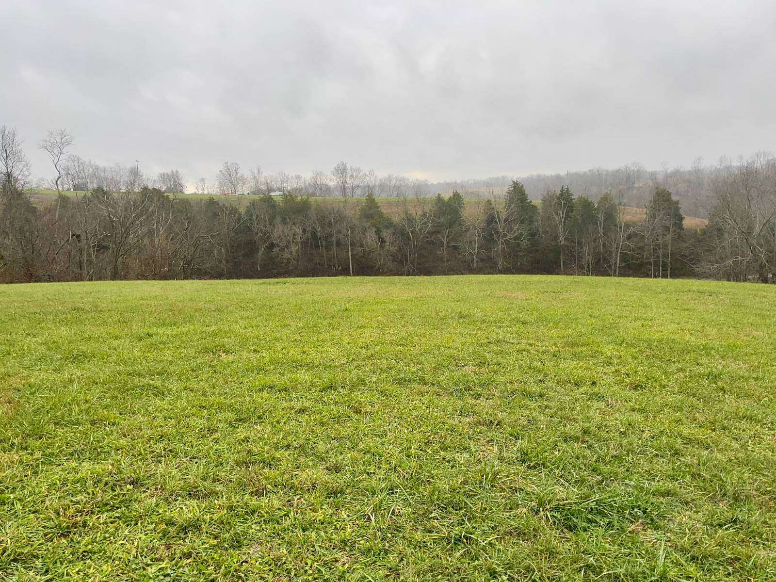 11 Acres of Agricultural Land for Sale in Mackville, Kentucky