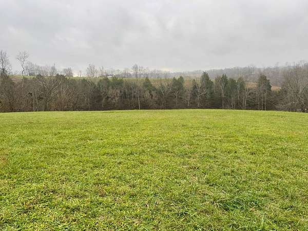 11 Acres of Agricultural Land for Sale in Mackville, Kentucky