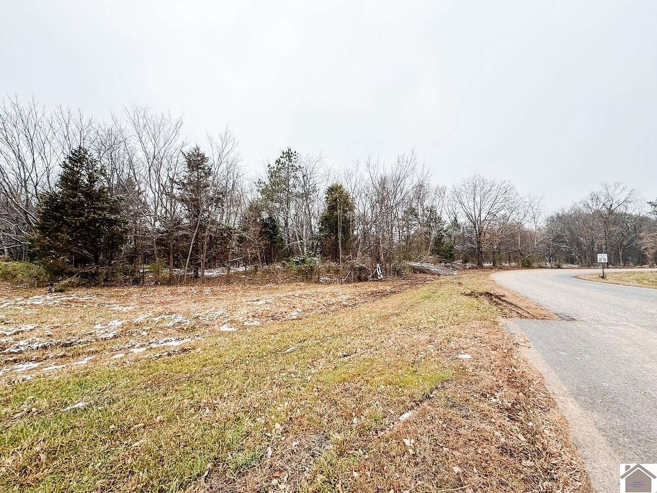 7 Acres of Commercial Land for Sale in Benton, Kentucky