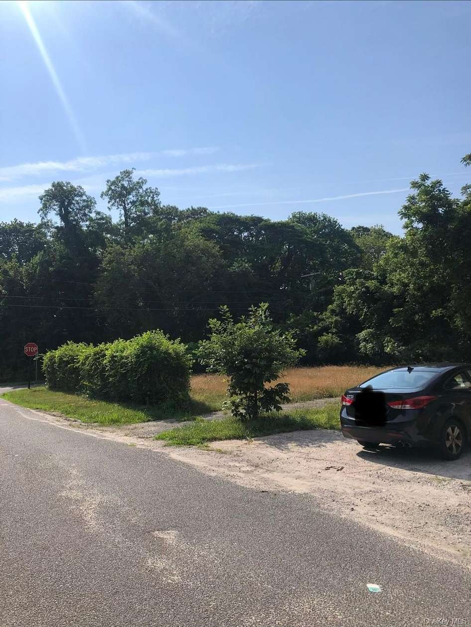 0.18 Acres of Residential Land for Sale in Mastic Beach, New York