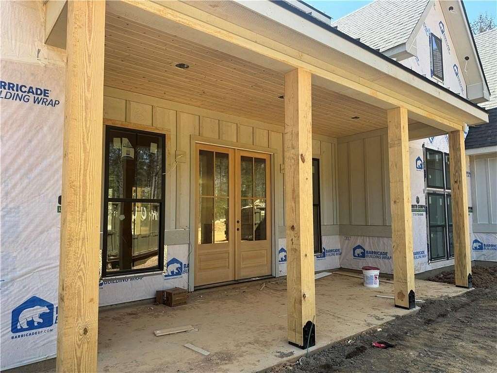 18 Acres of Land with Home for Sale in Rome, Georgia