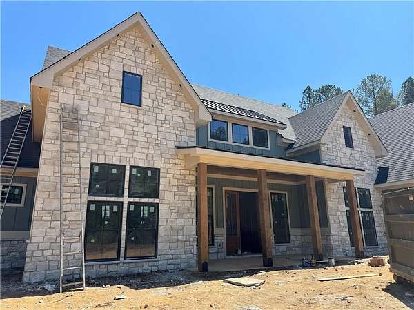 18 Acres of Land with Home for Sale in Rome, Georgia