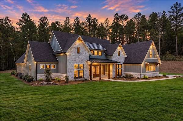 18 Acres of Land with Home for Sale in Rome, Georgia
