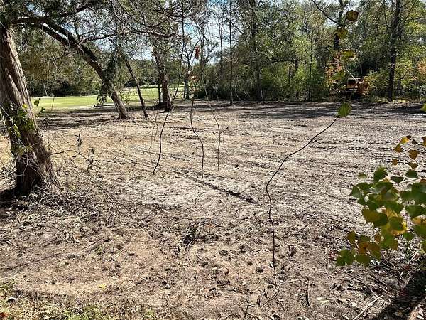 Residential Land for Sale in Hilltop Lakes, Texas