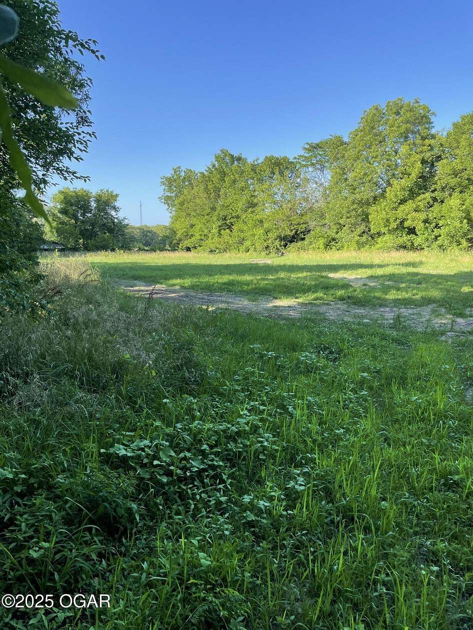 7 Acres of Land for Sale in Sarcoxie, Missouri