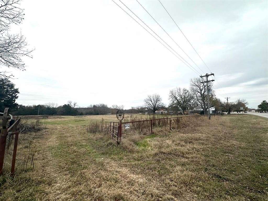 3.5 Acres of Residential Land for Sale in Callisburg, Texas