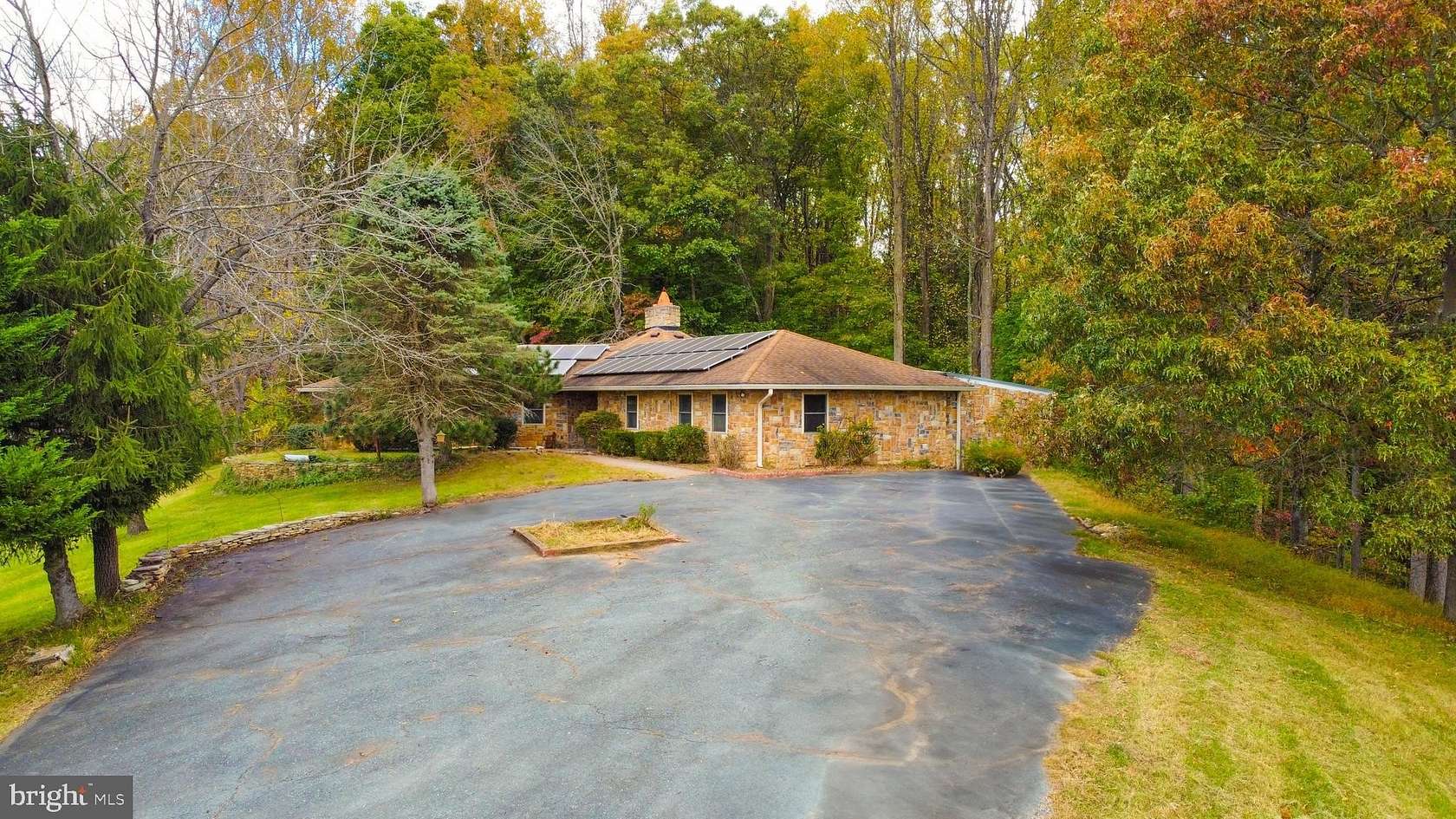 1 Acre of Residential Land with Home for Sale in Upper Marlboro, Maryland