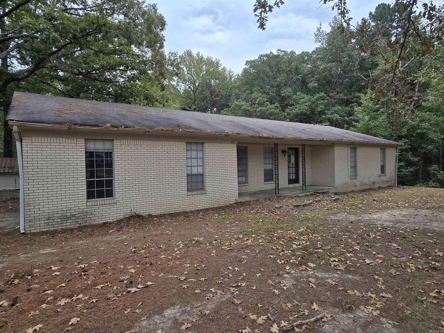 4 Acres of Residential Land with Home for Sale in Redfield, Arkansas