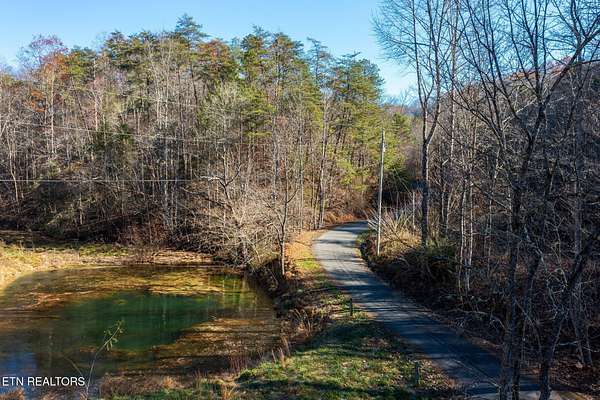 16.6 Acres of Land for Sale in Sevierville, Tennessee
