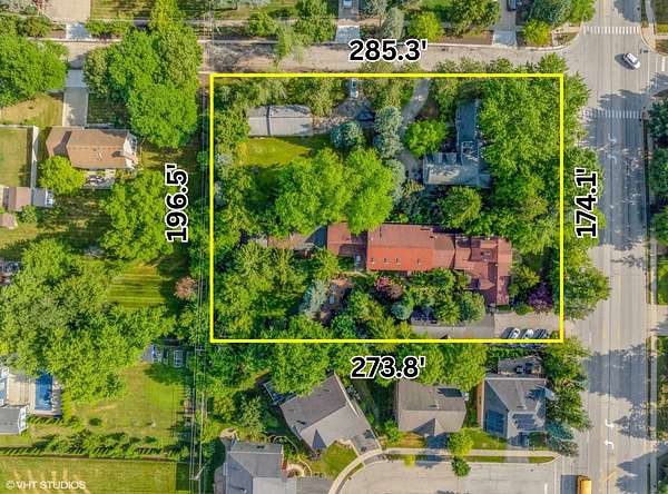 1.2 Acres of Residential Land for Sale in Palatine, Illinois